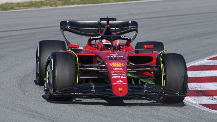 Alonso, "sorprendido" por la demostración de Ferrari en Barcelona