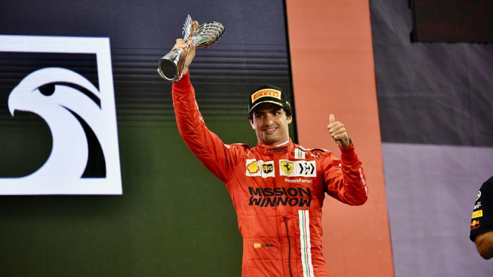 Carlos Sainz desea renovar con Ferrari "lo antes posible"