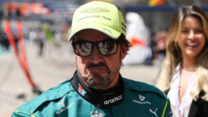 Fernando Alonso gesture to F1 rival during Chinese Grand Prix sums up dismal Aston Martin