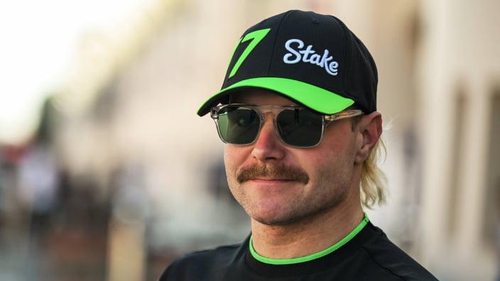 F1 fans stunned after Valtteri Bottas delivers New Year greeting with close up of his crotch