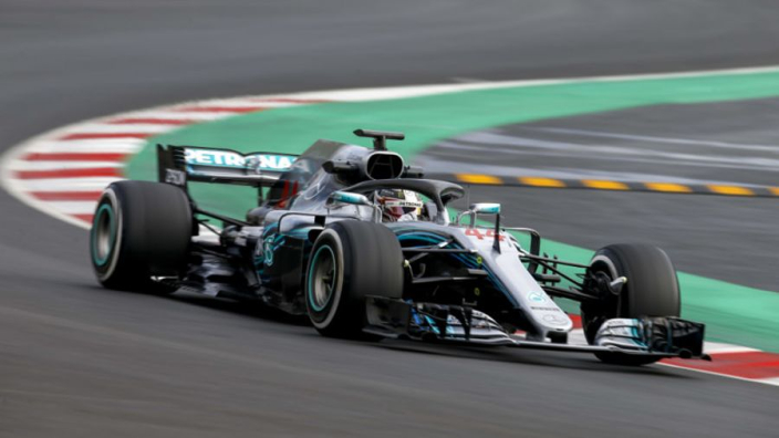 Lewis Hamilton: 'Niet goed voor klimaat, maar verbrandingsmotoren blijven het mooist'