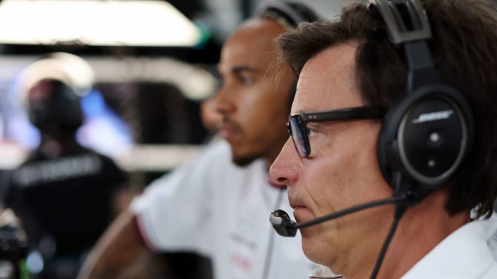 Wolff responds to Hamilton targeted by flares; warns of "lethal consequences"