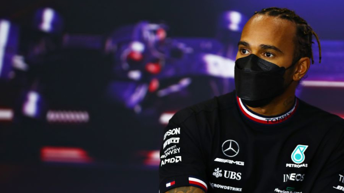 Hamilton: "Red Bull mag van mij de favoriet zijn hoor, als ze dat willen"