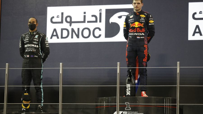 Villeneuve ziet Abu Dhabi-controverse als zege: "Hamilton moet nu agressief terugkeren"