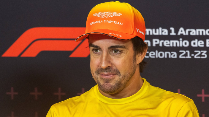Fernando Alonso F1 News: Aston Martin star takes another swipe at Ferrari -  GPFans.com