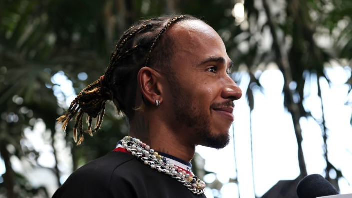 Lewis Hamilton jewellery: Why is F1 star facing bling ban?