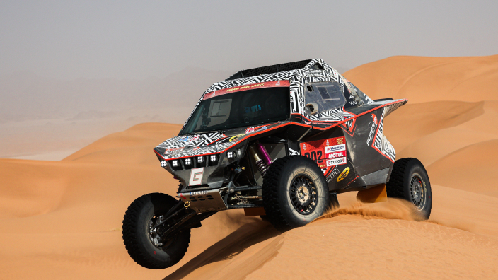 Klaassen claims stage eight victory as Van den Brink benefits from dramatic truck crash