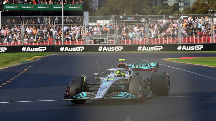 Mercedes verzamelde data tijdens race via sensoren op auto Hamilton