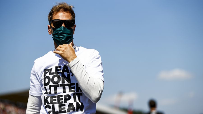 Vettel maakt zich hard: 'Er zijn belangrijkere dingen, we moeten standpunt innemen'