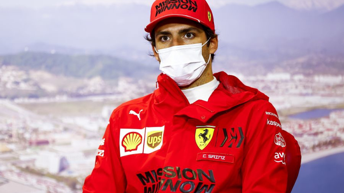 Sainz teleurgesteld door Drive to Survive: "Ferrari is in het echt veel beter"