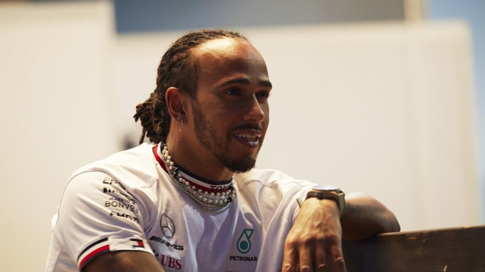 Hamilton distances himself from role in Mercedes review enquiry