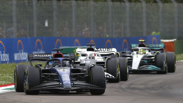 Mol snoeihard over prestatie Hamilton: "Hij reed als een Bottas"