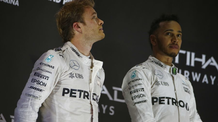 Lewis Hamilton y Nico Rosberg tuvieron que firmar código de conducta en 2016