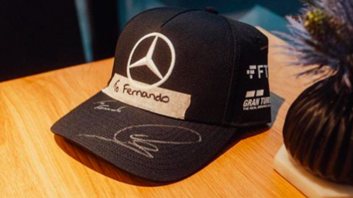 La burla de Lewis Hamilton a Fernando Alonso