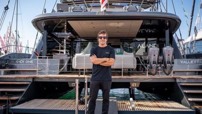 Fernando Alonso: Me gustaría salir en una película de James Bond