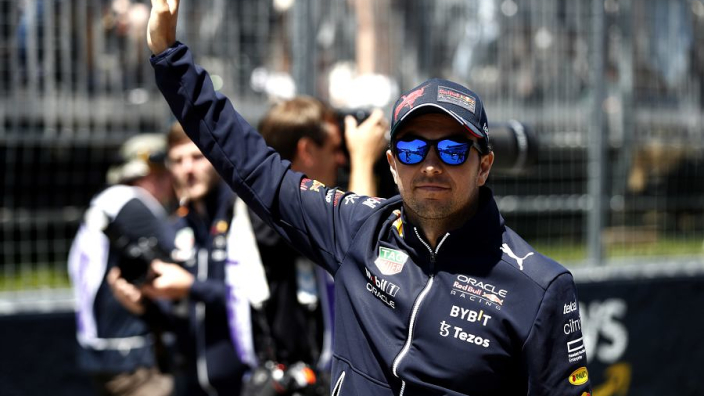 Checo Pérez: Lewis Hamilton y Max Verstappen, en el top 5 de la historia de la F1