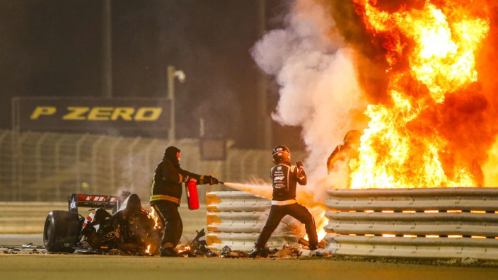 Jaar na dato: Grosjean viert als 'The Phoenix' verjaardag bizarre Bahrein-crash