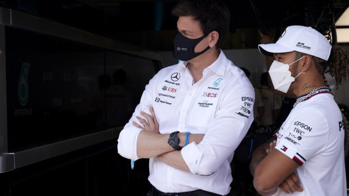 Lewis Hamilton discutió con el nuevo jefe de carrera en Australia