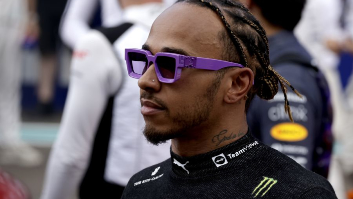 Lewis Hamilton niega molestia por el "posible" regreso de Michael Masi