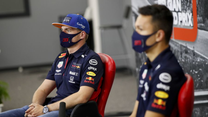 Verstappen happy with Albon as a teammate: “Both work in the same direction”