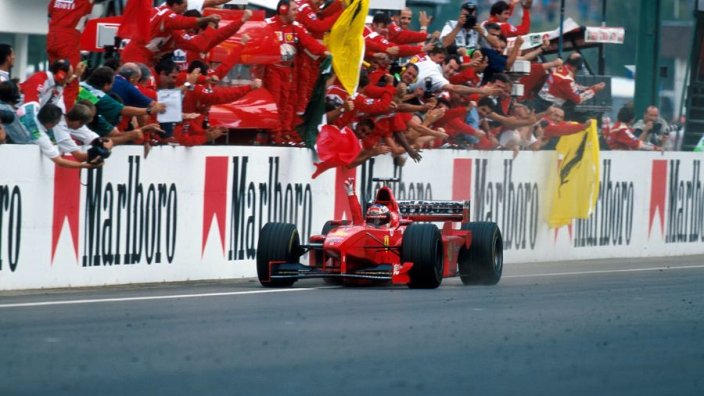 De F300 van Michael Schumacher is binnenkort te koop
