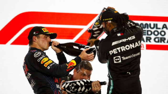 Mercedes relishing "absolutely fantastic" title fight with Red Bull
