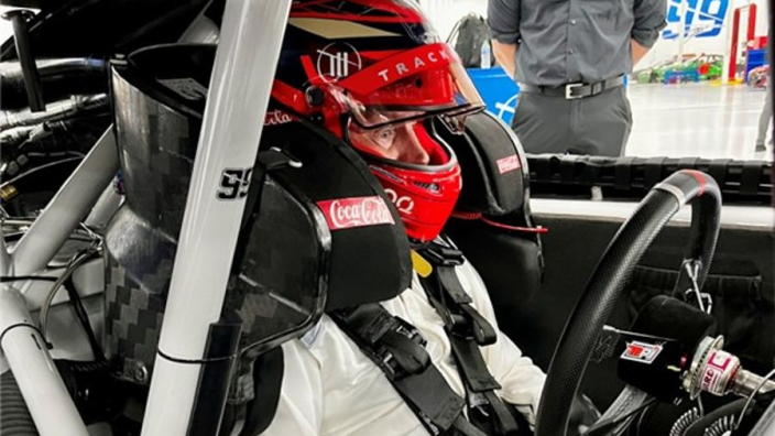 Raikkonen hailed for "outside the box" thinking ahead of NASCAR debut