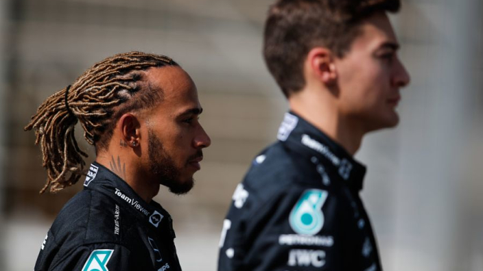 Hamilton se satisfait de l'intégration de Russell chez Mercedes