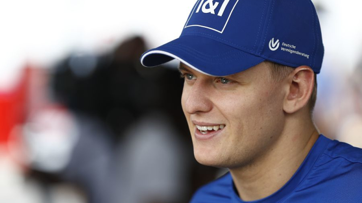 Schumacher over gevecht met Verstappen: "Was eigenlijk een beetje verrast"