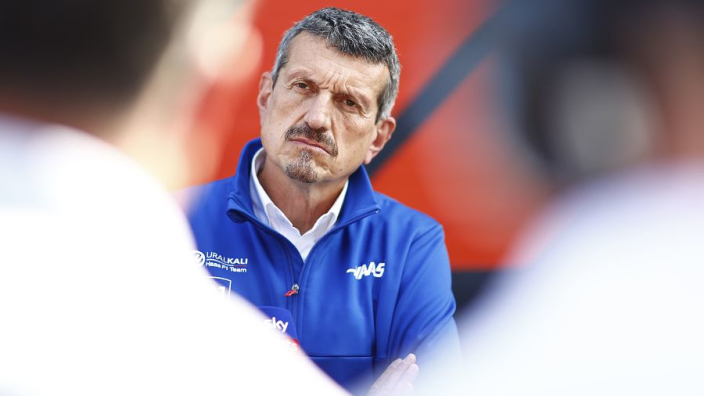 Steiner reageert op kritiek Ralf Schumacher: 'Laat hem maar gewoon praten'