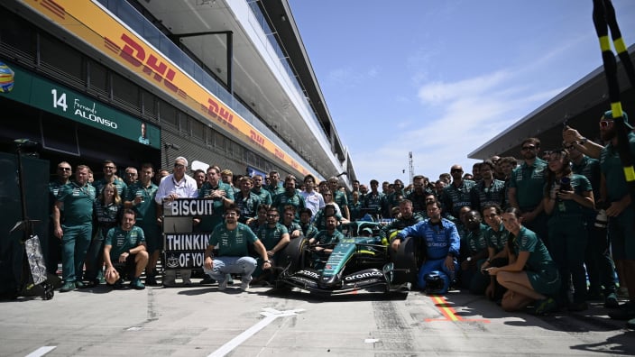 F1 paddock pays tribute to beloved Aston Martin stalwart after tragic death