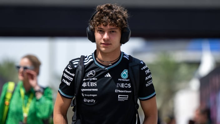 Kimi Antonelli now home alone (but admits Mum still comes to the rescue)