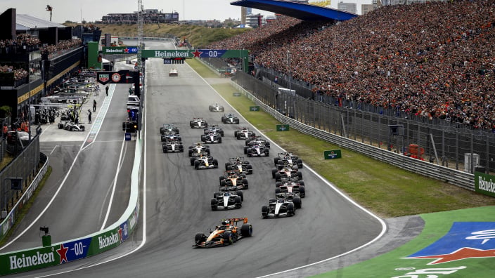 LIVE | Dutch Grand Prix: Antonelli op kop, Norris komt rustig aan dichter bij