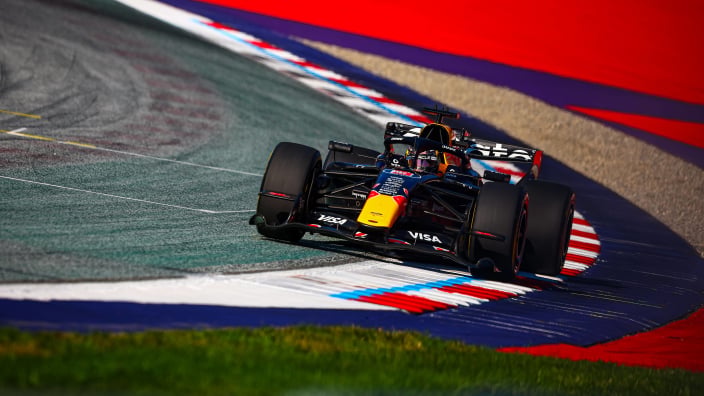 LIVE | Derde vrije training GP Oostenrijk: kan Verstappen meedoen in de kop van het veld?