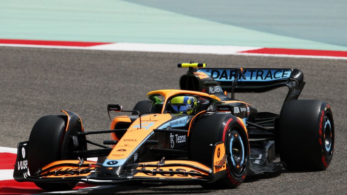 El McLaren tiene problemas de frenos