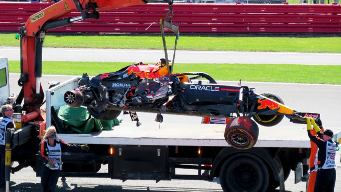 Red Bull vs Mercedes: impact crash Verstappen in Silverstone ook in 2022 merkbaar