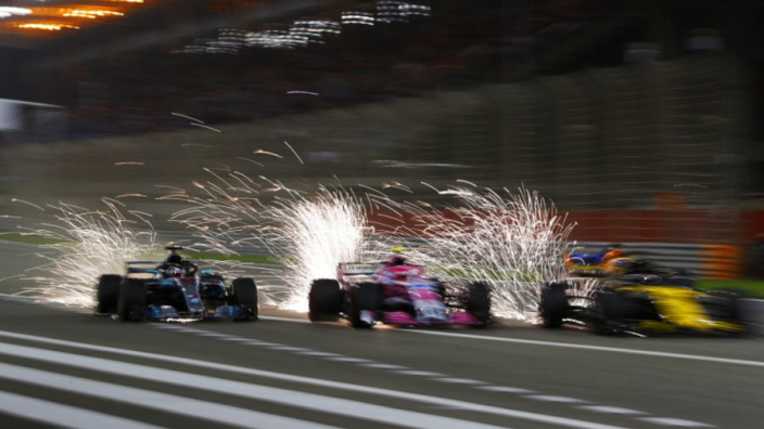 Radio problems costing Mercedes points - Hamilton