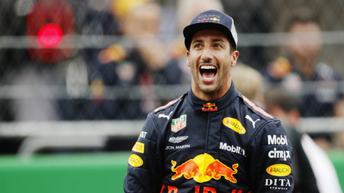Ricciardo's bizarre celebration after taking Mexico pole - GPFans.com