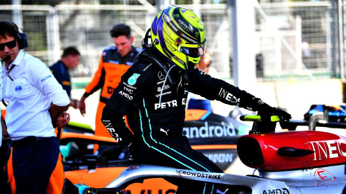 Hamilton kreeg steun van Verstappen voor race in Bakoe: 'Hij zei iets over hoop'