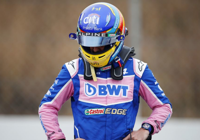 Fernando Alonso, acusado de soborno
