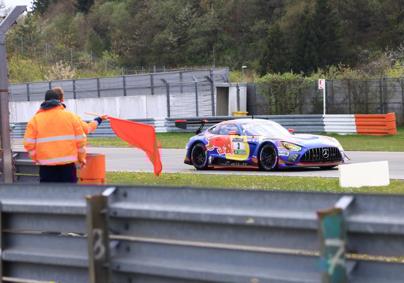 Max Verstappen Nurburgring race stopped by red flag after multiple cars in 'very big' crash