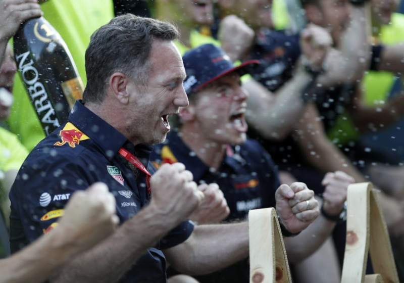 Horner: 'Wereldtitel Verstappen zou de beste prestatie van Red Bull ooit zijn'