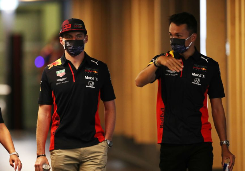 Alexander Albon: 'Het gat met Verstappen is geen reden voor paniek'