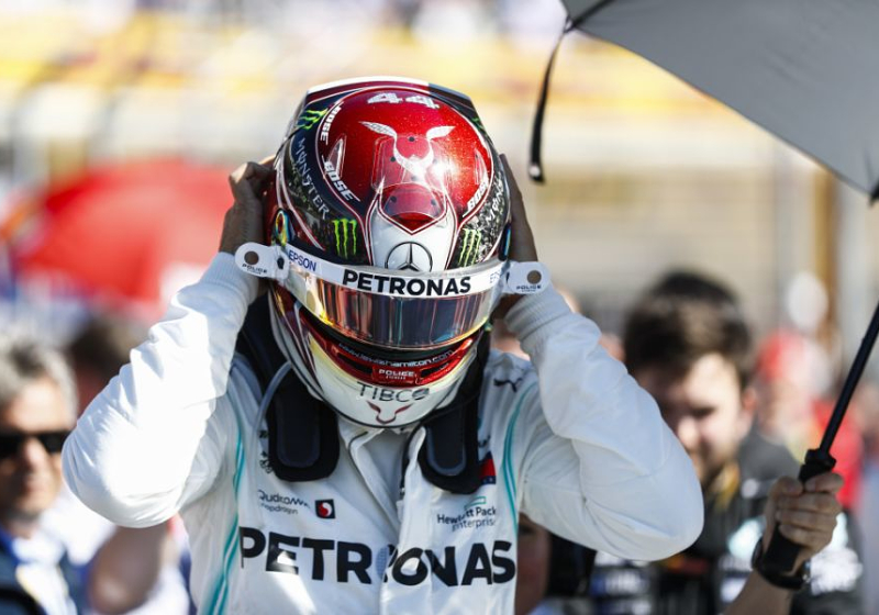 Wolff over geheime activiteiten Hamilton: "Toen hij terugbelde klonk hij hakkelig"