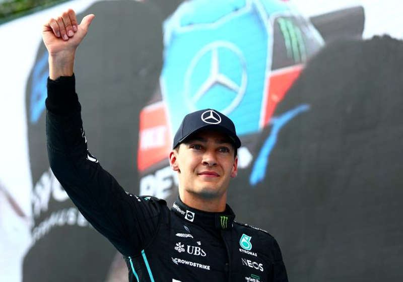 Russell blij met vooruitgang bij Mercedes: "Het gaat zeker de goede kant op"