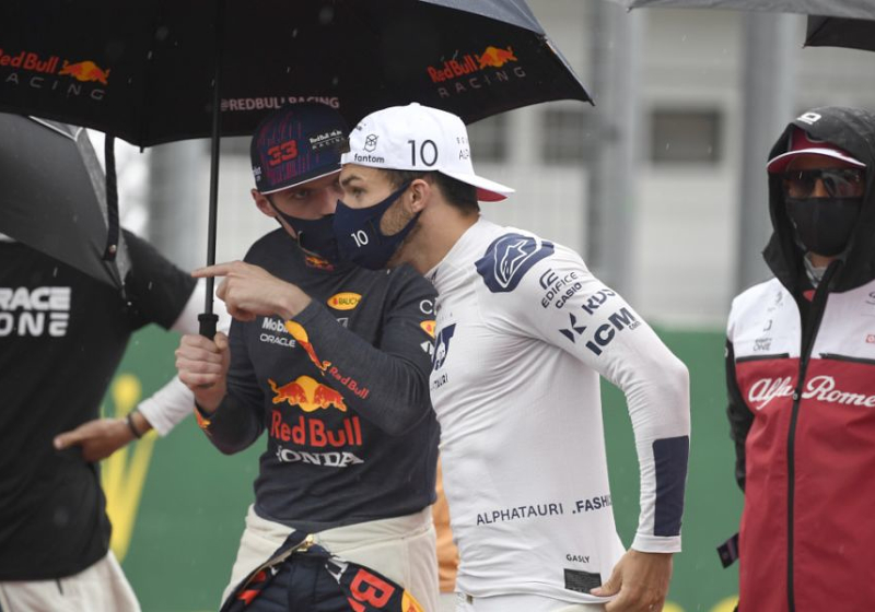 Wie rijdt er in 2022 naast Verstappen? Pérez, Gasly of Bottas?