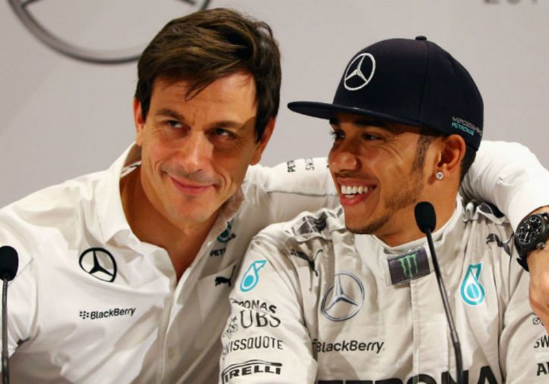 Mercedes expect three-way fight with Ferrari and Red Bull