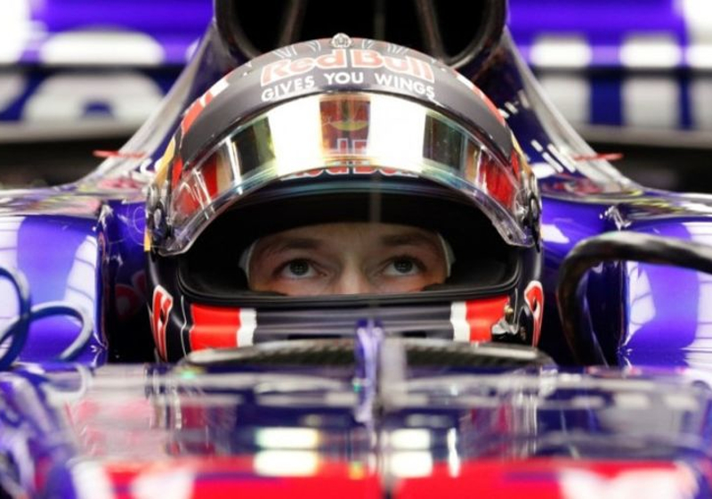 Tost: 'Kvyat stroomt over van talent, soms sneller dan Ricciardo'