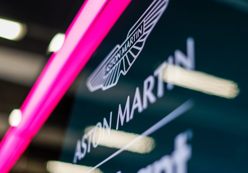 Aston Martin geeft sneak peek van nieuwe garage voor 2021