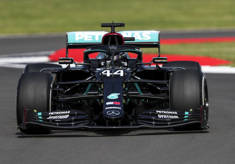 Kwalificatie Britse GP: Pole voor Hamilton, Verstappen haalt maximale eruit